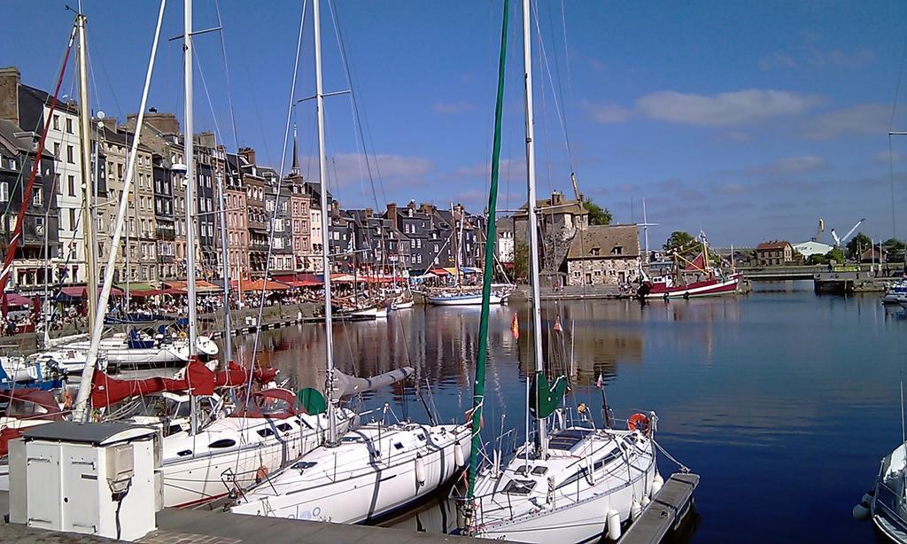 Le Duplex Appartement Honfleur Buitenkant foto