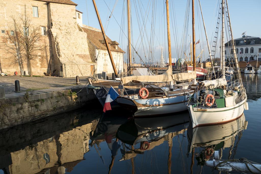 Le Duplex Appartement Honfleur Buitenkant foto